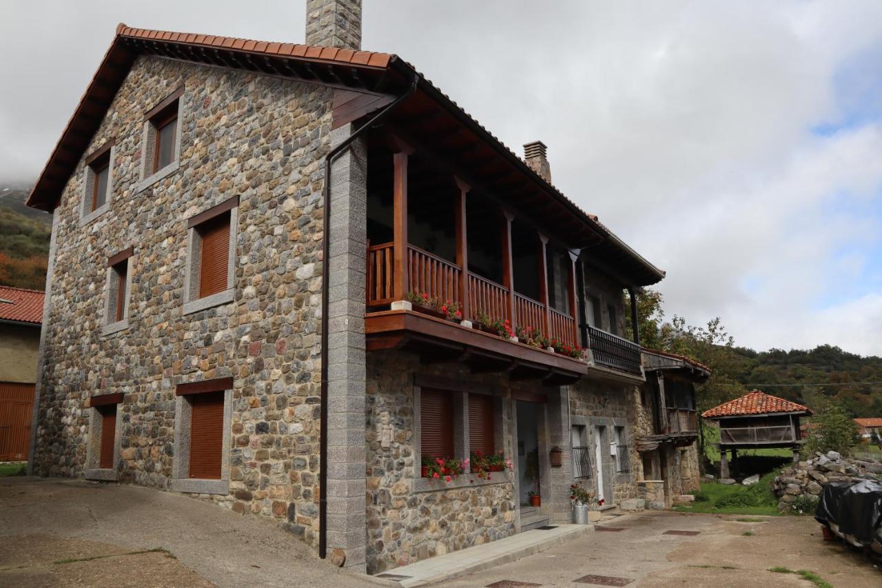 Casa Rural Pambuches Soto De Valdeon Buitenkant foto